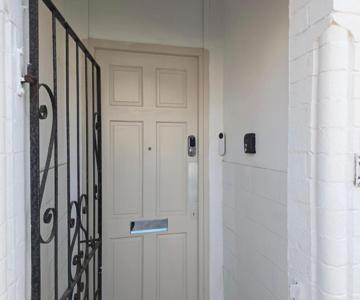 Cosy & Central Studio Apartments