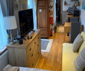 The Studio Porthyraur