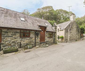 Hendoll Cottage 1
