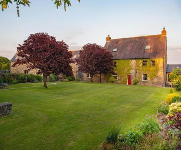 Kidwelly Farmhouse B&b