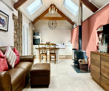 Hideaway Cottages - Greenacres Estates