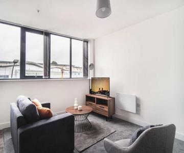 Smart 1 Bed Apartment In Central Wrexham