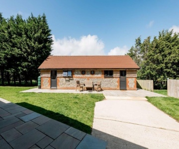Peaceful Hideaway In South Downs