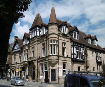 Central Matlock Apartment