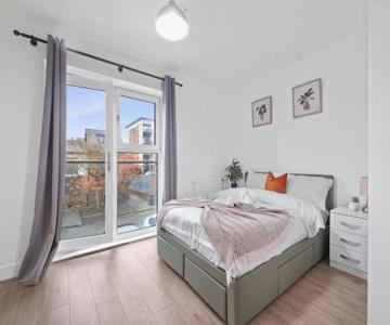 Comfy Home-windrush Grove