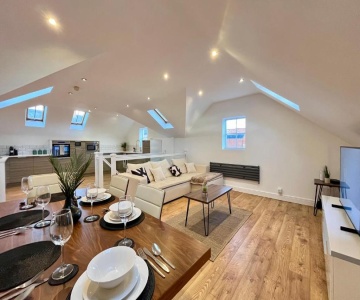 Central Duplex Apt In Leamington Spa
