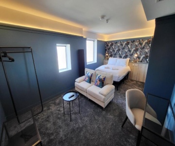272 Accommodation