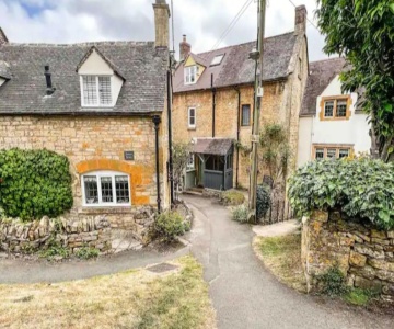 Holland Cottage