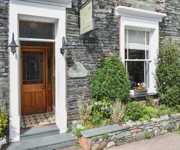 Pitcairn Cottage-uk41256