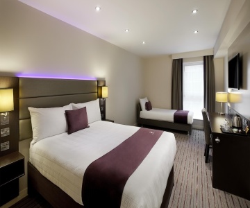 Premier Inn Bridgwater Gateway (M5, J24)