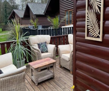 Max's Woodland Lodge