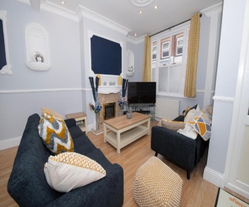 Emmadale Bridington Town Centre Sleeps 10