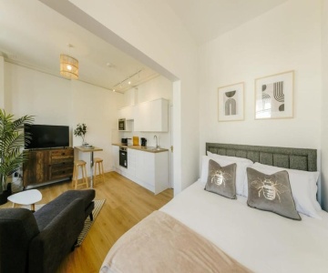 Grange Road Studio 4