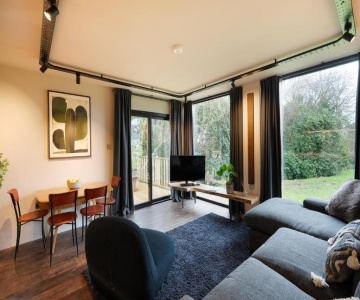 Luxury Container Lodge