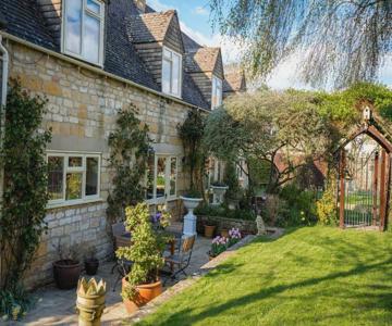 Lower Mill 1 Cottage Broadway