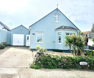 The Surf House (widemouth Bay)