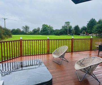 Long Meadow Lodge