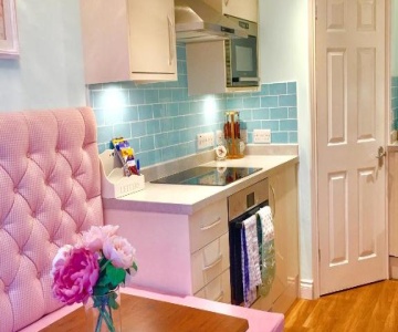 Angel's (station Accommodation)