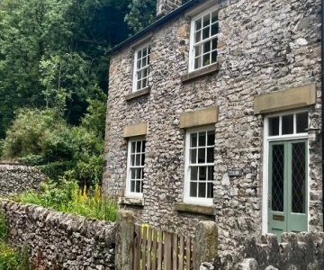 Torside Holiday Cottage
