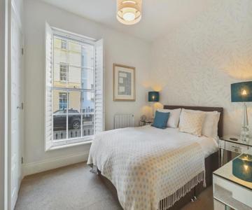 3, Gainsborough House