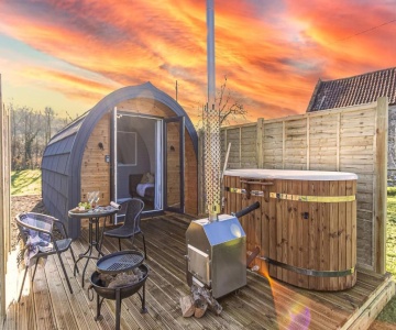 Windsor, Apple Tree Glamping, Nr Wells