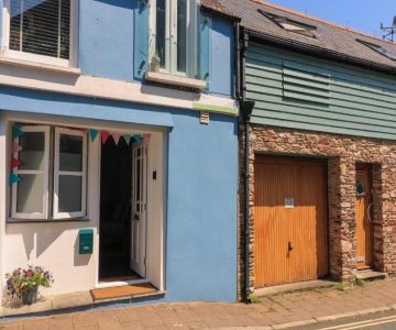 Broadstone Boathouse