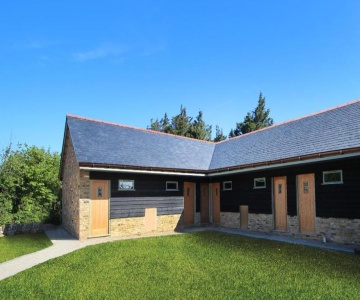 The Crown Lodges