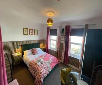 the Quirky Seafront Apartment