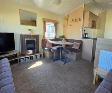 Thornwick Bay- Xantus Grange 60