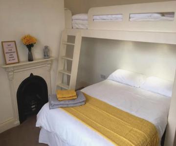 The Leeman Rose Hotel