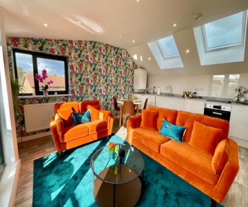 Minster Peek With Free Parking