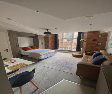 Perfect Studio In Central York