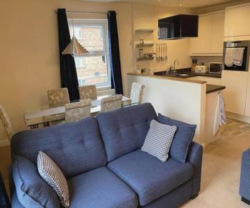Park Crescent Apartment