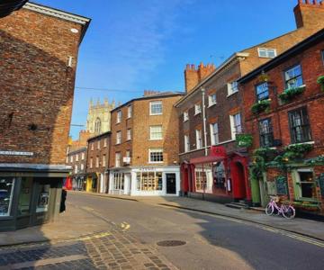 50a Low Petergate