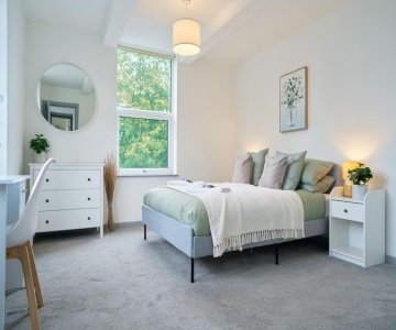 York City Centre Apartment & Coffeehouse