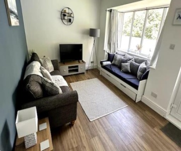 Seaside Snug - Gorgeous 2 Bed Seaside Bungalow