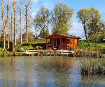 Kingfisher Cabin