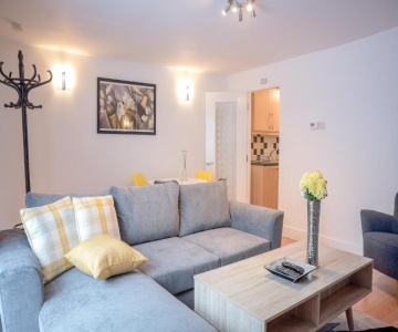 Ykp Apartments Mornington Crescent