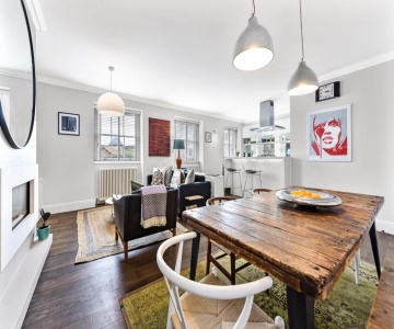 Woodbridge House Apartment
