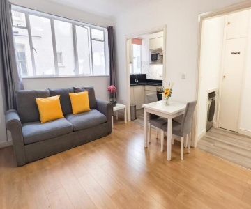 Neptune Flat 9 At Marble Arch