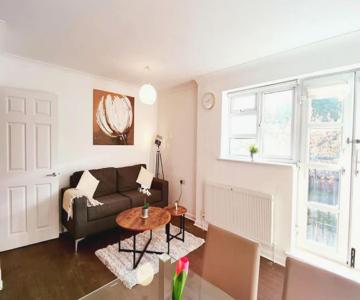 Aldgate Flats In E1.