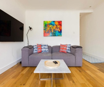 Cool, Quiet Notting Hill 2 Bed Apt