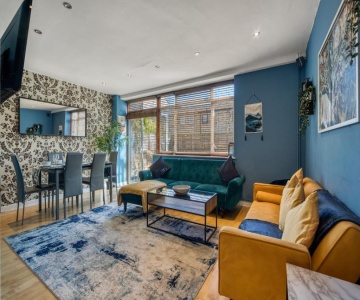 Lovely 3-bed Clapham Common