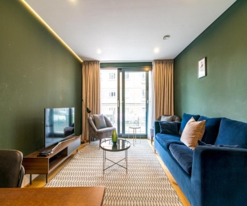 Trendy Kings Cross Flat