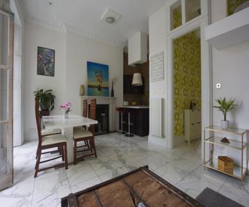 Large 2 Beds Flat Overlooking Clapham Common Park