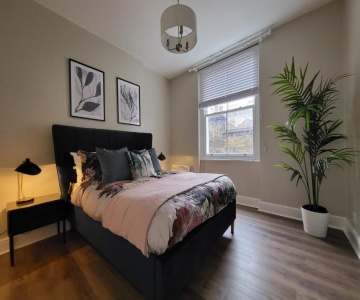 1 Bed Apartment Russell Square