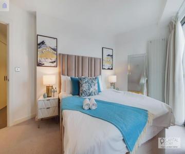 Luxury Three Bed Apartment By London Excel