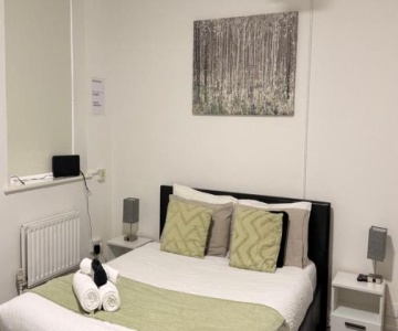 Super Double Bedroom Zone 1