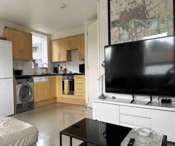 2-bedroom Portobello Apartment