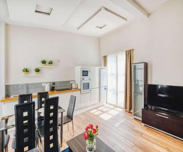 2 Br Flat Edgware Road